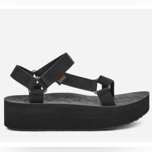 WOMENS TEVA FLATFORM UNIVERSAL LEATHER SANDALS